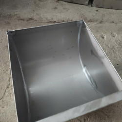 Máng Hậu Bị Nái Inox